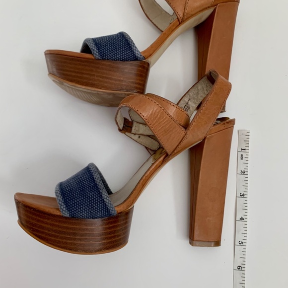 Michael Kors Summer Heels *Buckle Missing - Picture 16 of 16